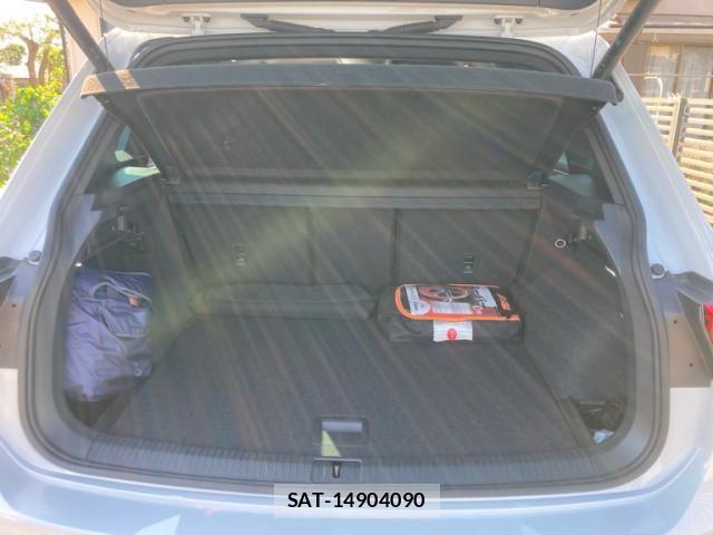 VolksWagen TIGUAN 2023-04 8564117-13