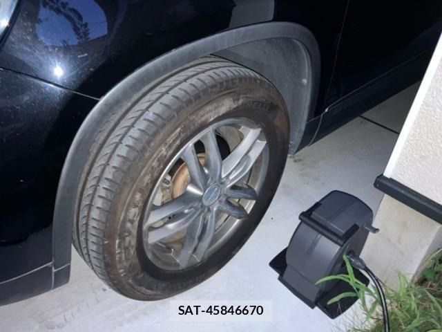 VolksWagen TIGUAN 2012-02 8564120-9