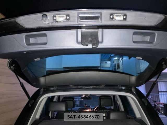 VolksWagen TIGUAN 2012-02 8564120-12