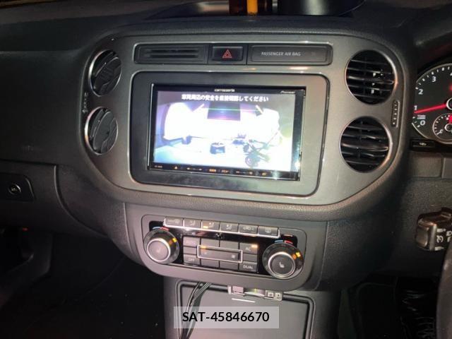 VolksWagen TIGUAN 2012-02 8564120-25