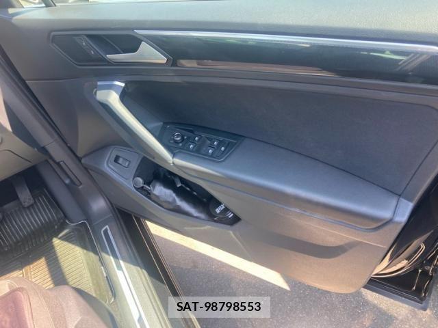 VolksWagen TIGUAN 2019-02 8667155-14