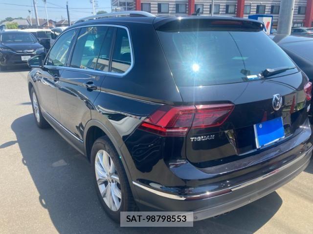 VolksWagen TIGUAN 2019-02 8667155-6