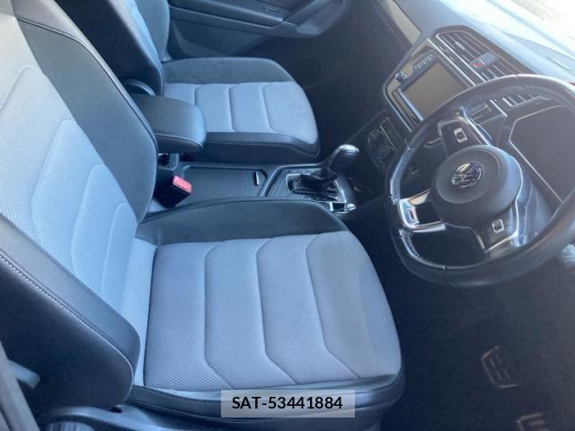 VolksWagen TIGUAN 2017-05 8686939-11