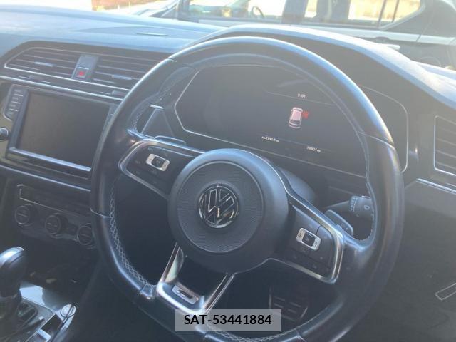 VolksWagen TIGUAN 2017-05 8686939-12