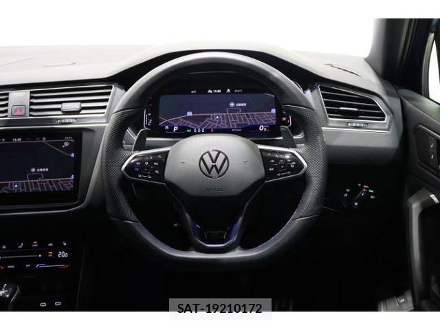 VolksWagen TIGUAN 2021-10 8746894-2