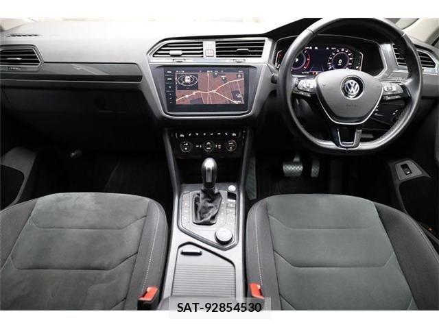 VolksWagen TIGUAN 2020-08 8782643-1