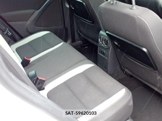 VolksWagen TIGUAN 2016-03 8782640-22