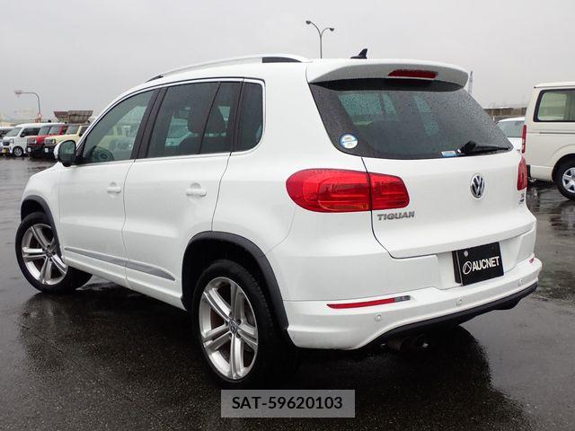 VolksWagen TIGUAN 2016-03 8782640-2