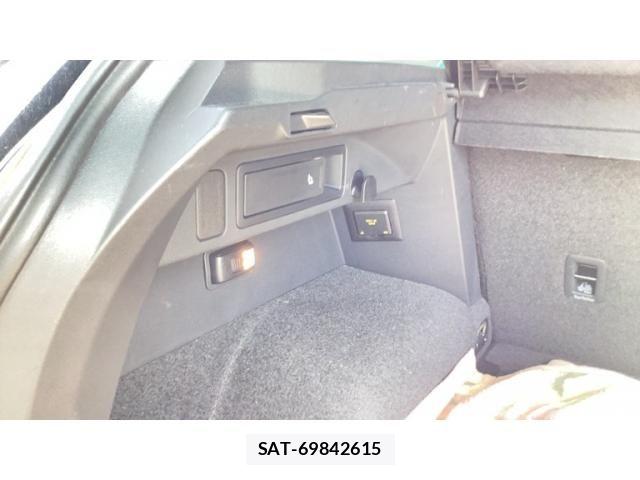 VolksWagen TIGUAN 2019-09 8832539-13