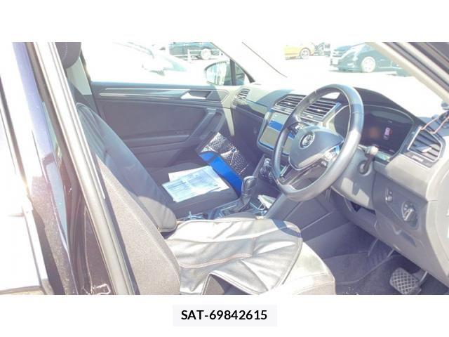 VolksWagen TIGUAN 2019-09 8832539-18