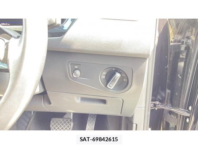 VolksWagen TIGUAN 2019-09 8832539-21