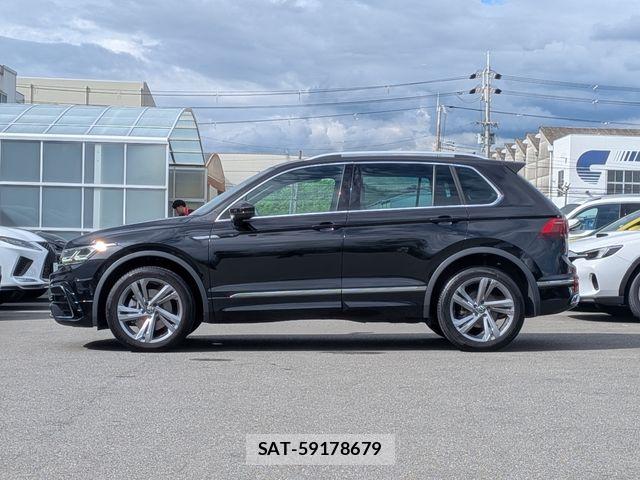 VolksWagen TIGUAN 2025-03 8851103-28