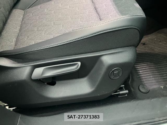 VolksWagen TIGUAN 2025-12 8883004-26