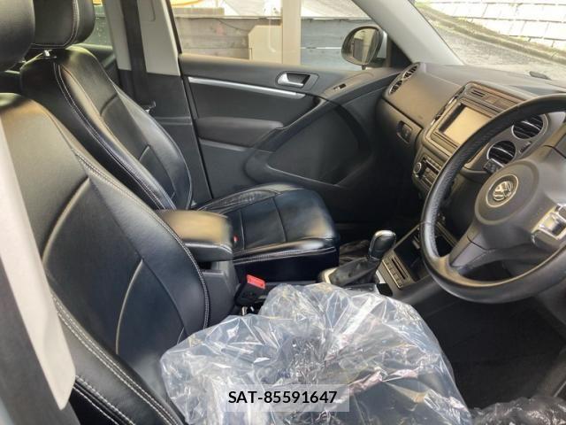 VolksWagen TIGUAN 2014-10 8883007-12