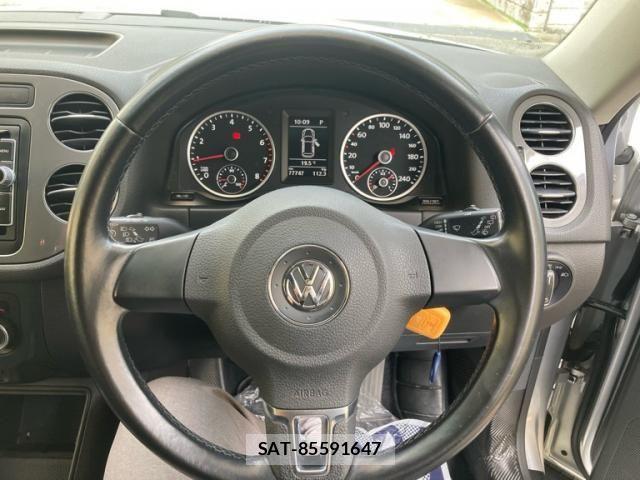 VolksWagen TIGUAN 2014-10 8883007-16
