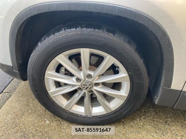 VolksWagen TIGUAN 2014-10 8883007-2