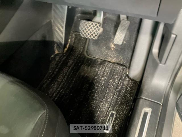 VolksWagen TIGUAN 2018-02 8883005-15