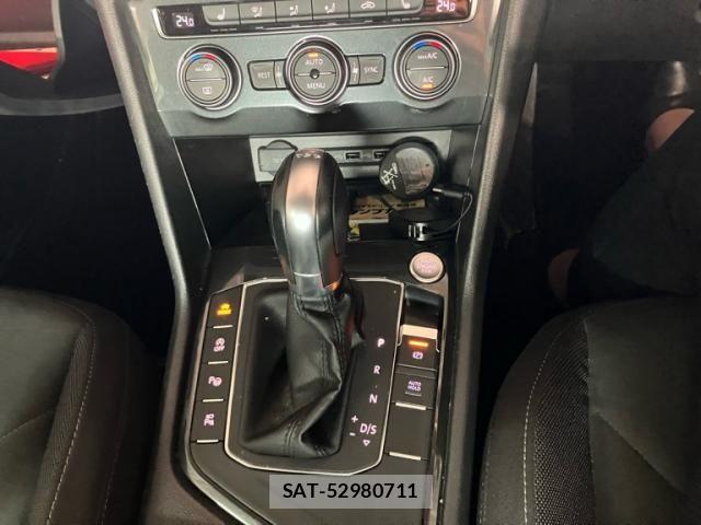 VolksWagen TIGUAN 2018-02 8883005-18