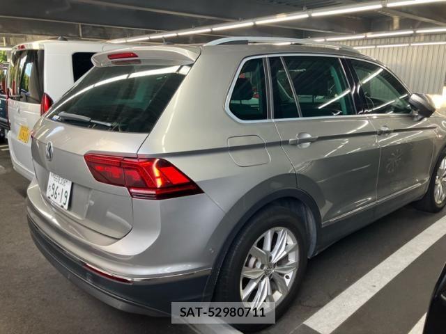 VolksWagen TIGUAN 2018-02 8883005-2