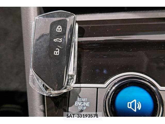 VolksWagen TIGUAN 2026-05 8884622-25