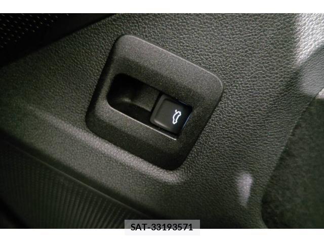 VolksWagen TIGUAN 2026-05 8884622-28