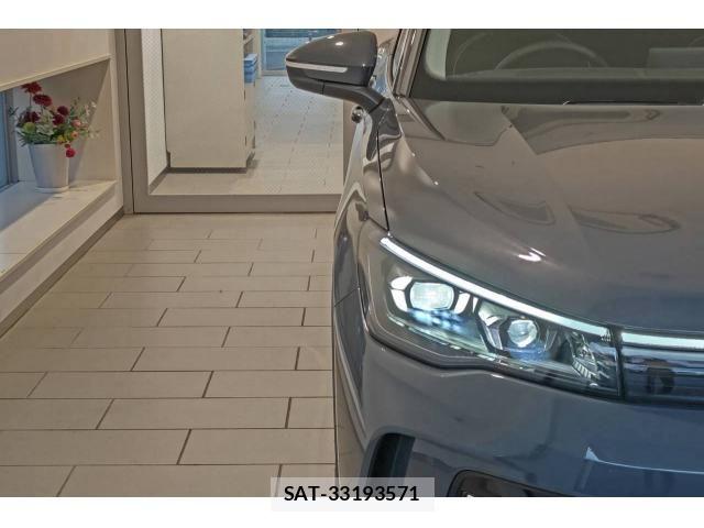 VolksWagen TIGUAN 2026-05 8884622-6