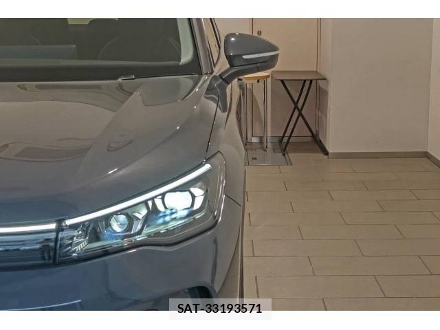 VolksWagen TIGUAN 2026-05 8884622-8