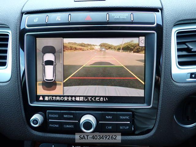 VolksWagen TOUAREG 2015-06 8133031-13