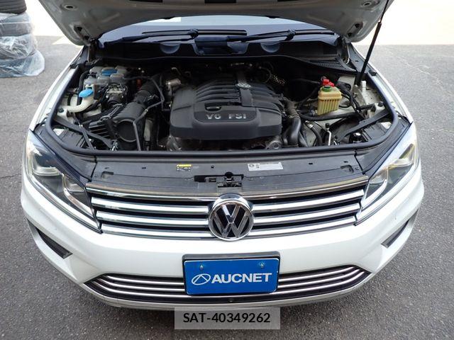 VolksWagen TOUAREG 2015-06 8133031-26
