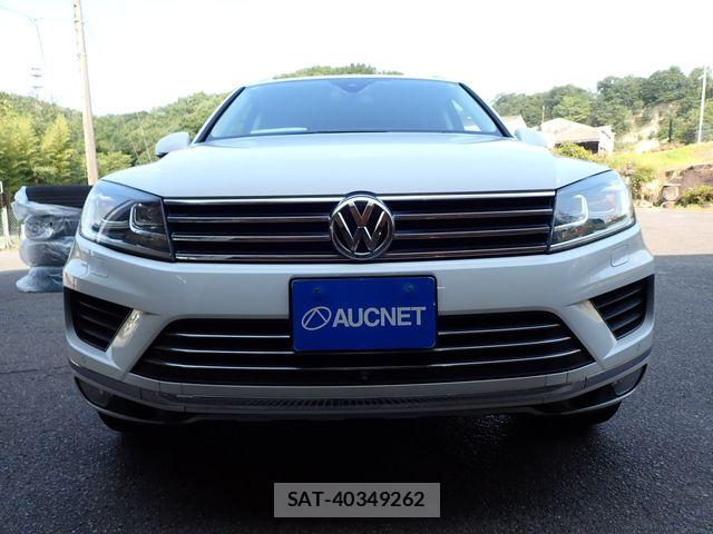VolksWagen TOUAREG 2015-06 8133031-4