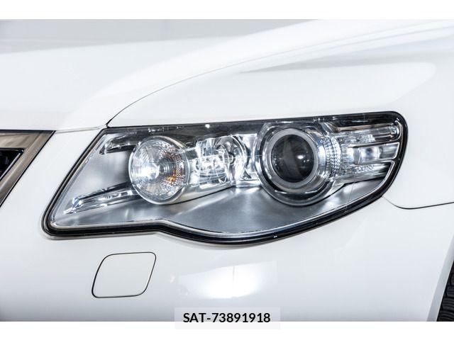 VolksWagen TOUAREG 2008-12 8232436-12