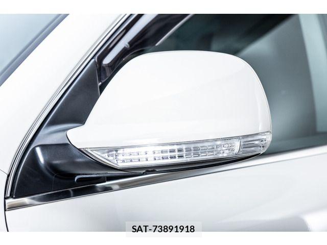 VolksWagen TOUAREG 2008-12 8232436-16