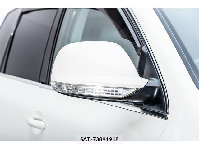 VolksWagen TOUAREG 2008-12 8232436-17
