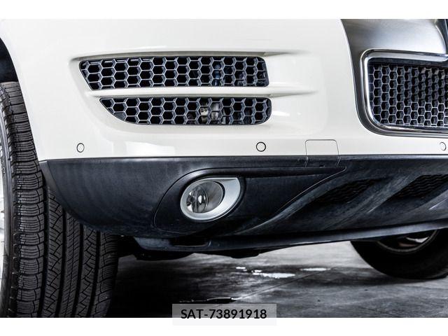 VolksWagen TOUAREG 2008-12 8232436-19