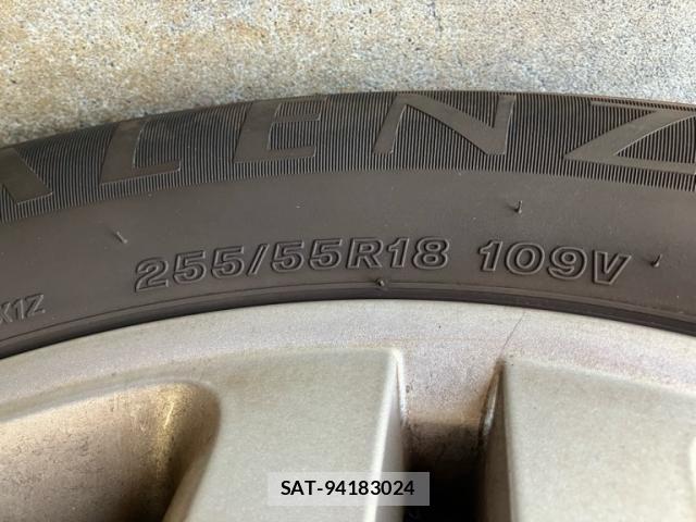 VolksWagen TOUAREG 2004-03 8318127-9
