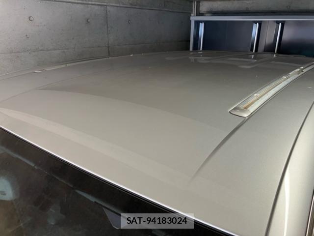 VolksWagen TOUAREG 2004-03 8318127-10