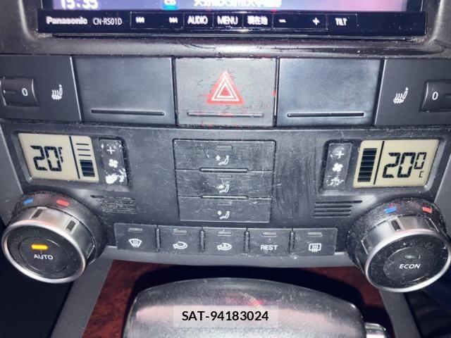 VolksWagen TOUAREG 2004-03 8318127-18