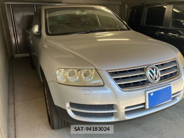 VolksWagen TOUAREG 2004-03 8318127-1