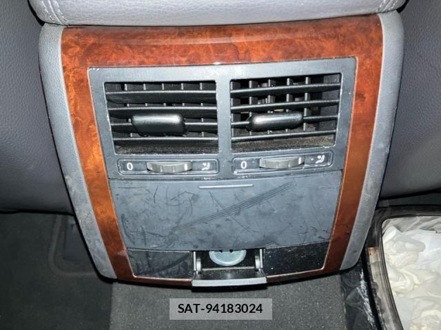 VolksWagen TOUAREG 2004-03 8318127-21