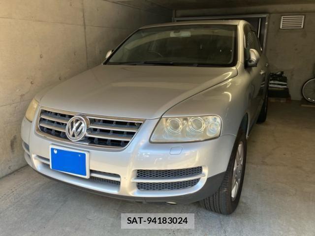 VolksWagen TOUAREG 2004-03 8318127-2