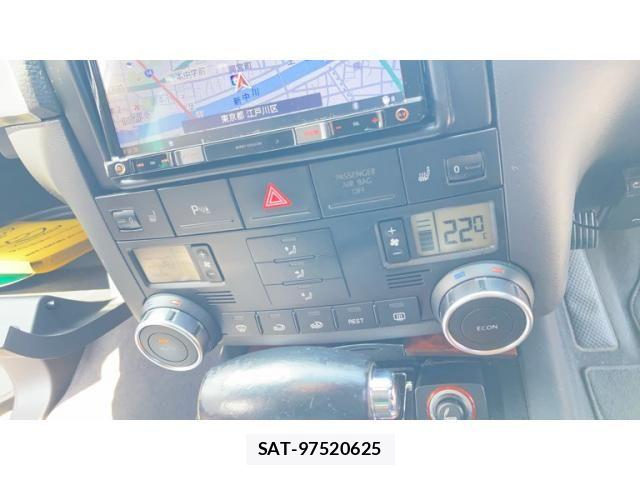VolksWagen TOUAREG 2006-11 8318129-18