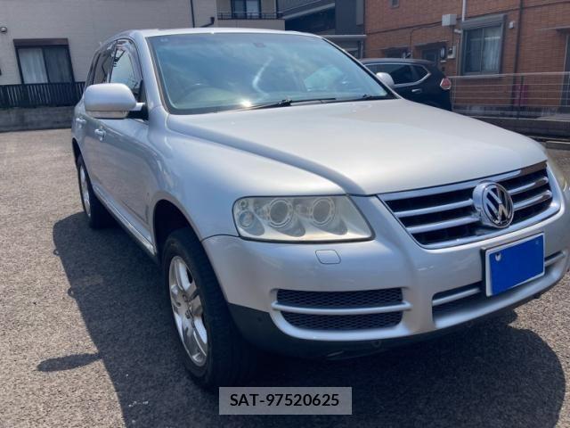 VolksWagen TOUAREG 2006-11 8318129-1
