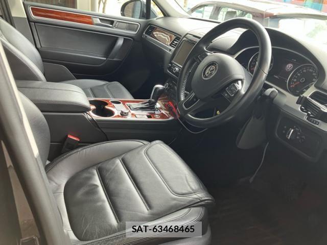 VolksWagen TOUAREG 2011-04 8662453-12