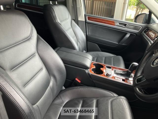 VolksWagen TOUAREG 2011-04 8662453-13