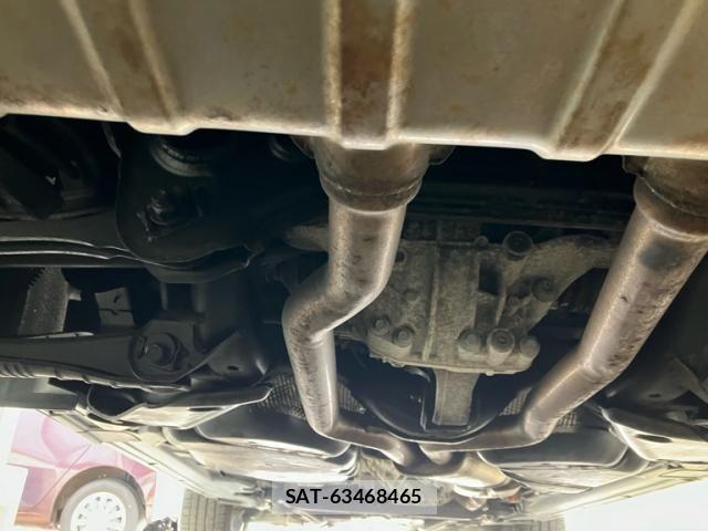 VolksWagen TOUAREG 2011-04 8662453-18