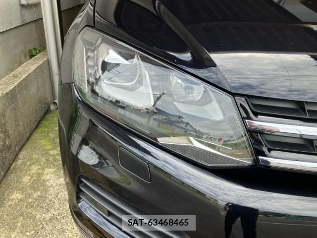 VolksWagen TOUAREG 2011-04 8662453-5