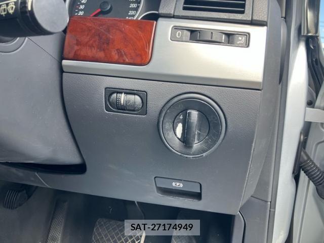 VolksWagen TOUAREG 2004-03 8746896-15