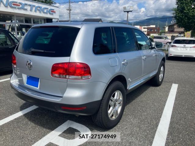 VolksWagen TOUAREG 2004-03 8746896-2