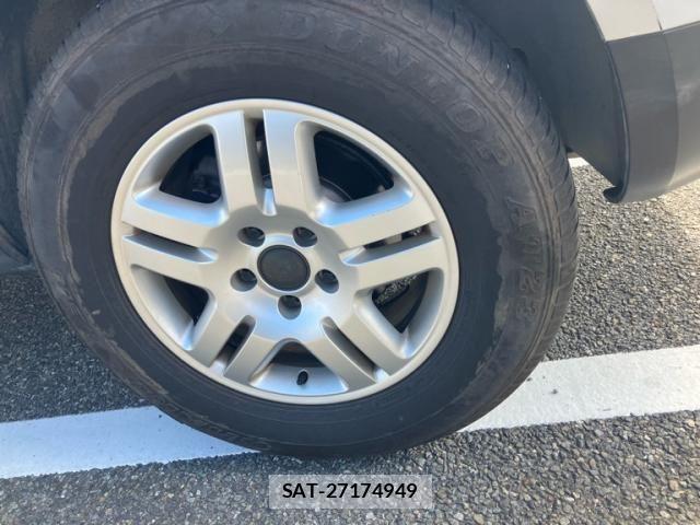VolksWagen TOUAREG 2004-03 8746896-4