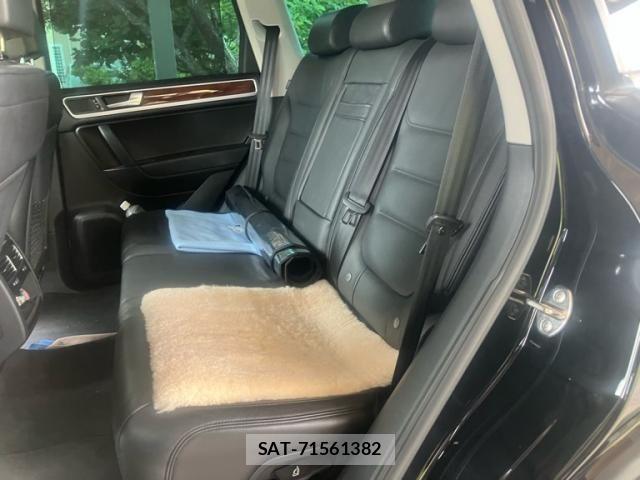 VolksWagen TOUAREG 2012-12 8832540-9